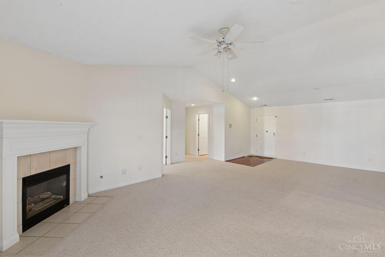 8021 Pinnacle Point Drive Unit: 204