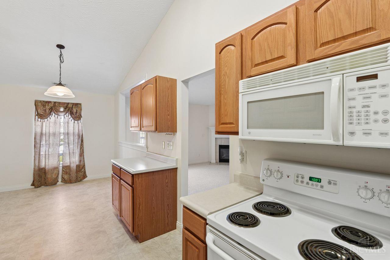 8021 Pinnacle Point Drive Unit: 204