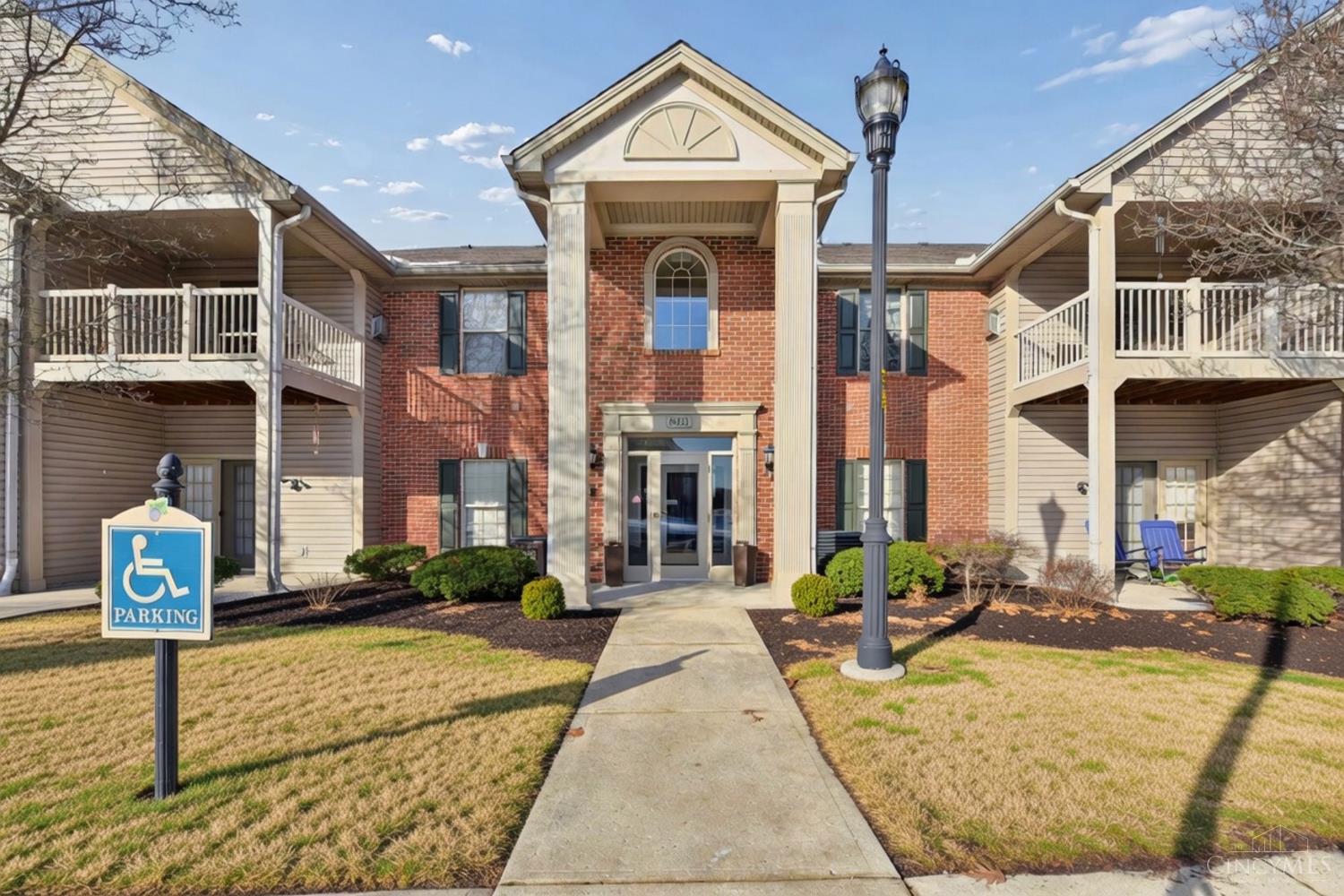8021 Pinnacle Point Drive Unit: 204