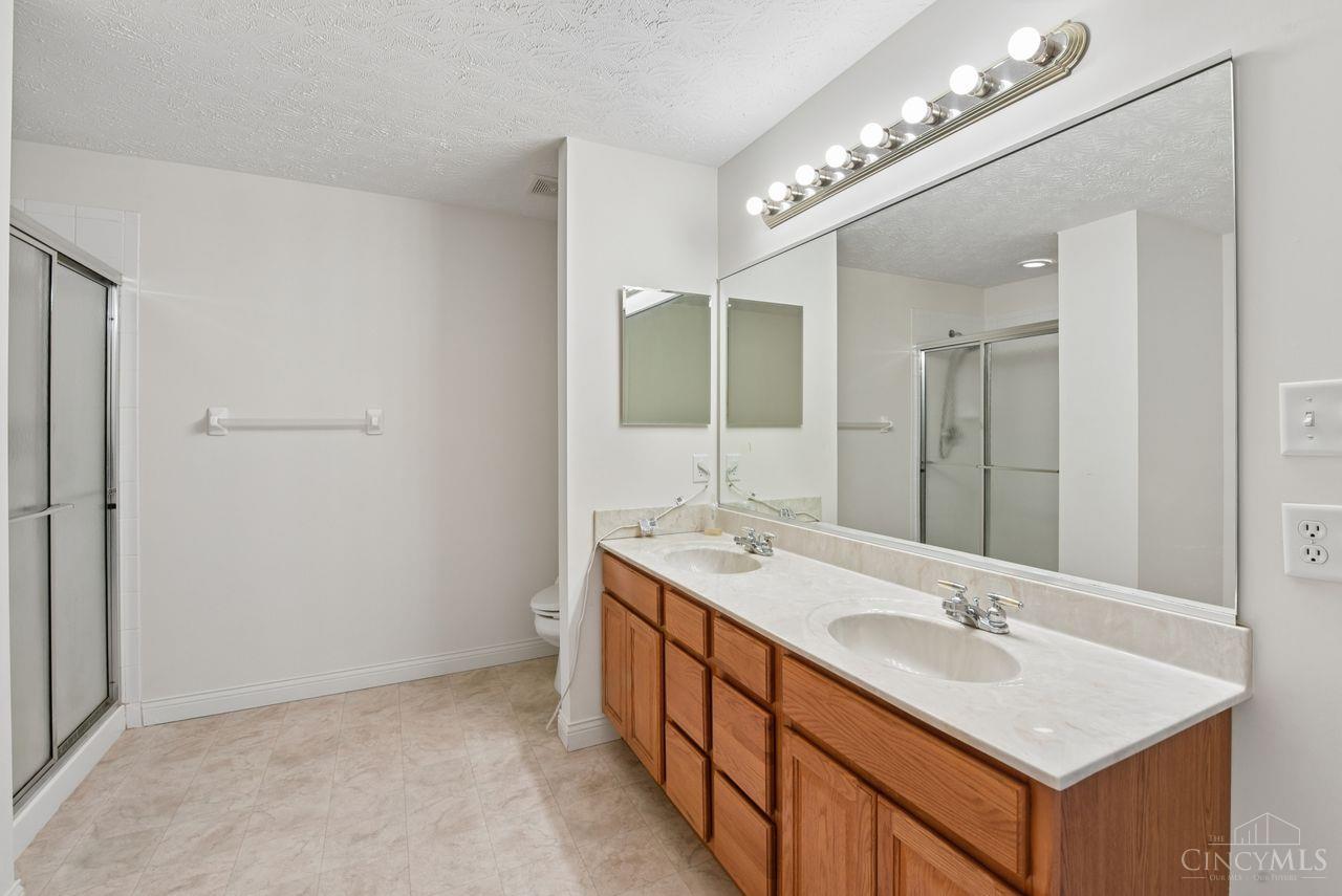 8021 Pinnacle Point Drive Unit: 204