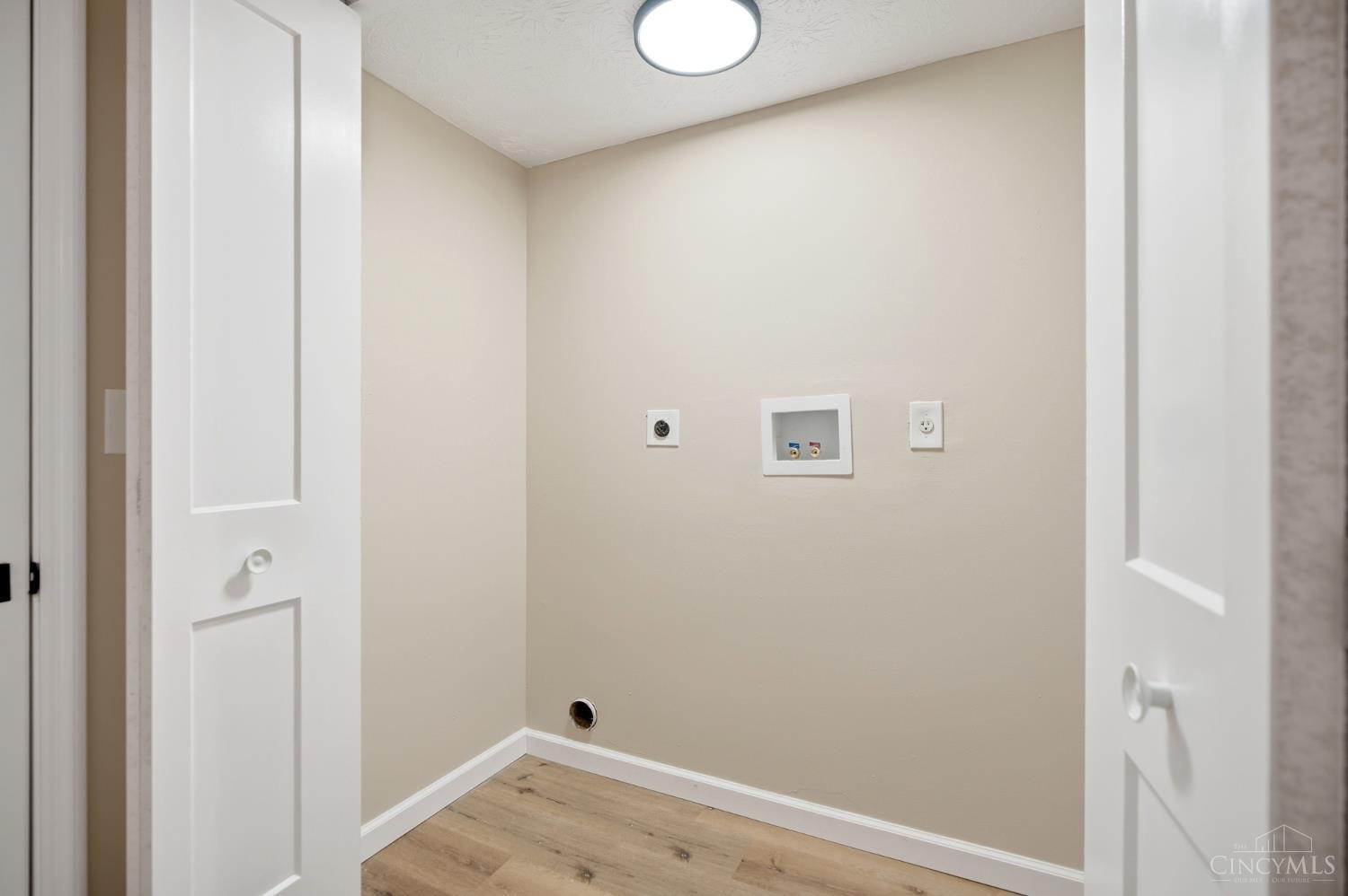 944 Fox Croft Place
