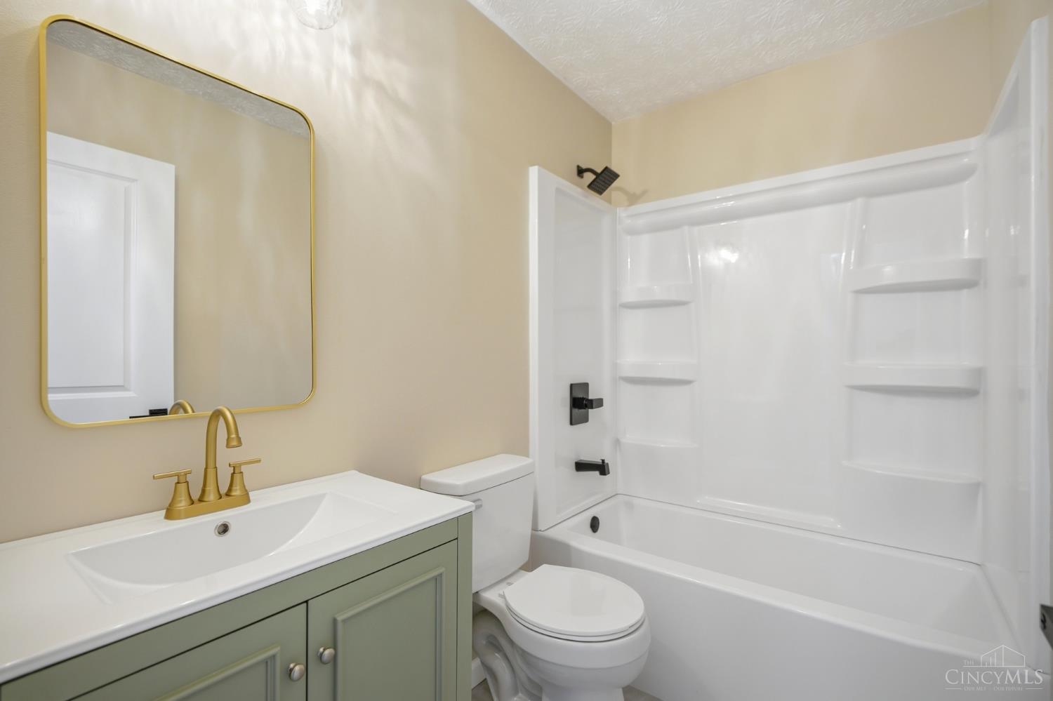 944 Fox Croft Place