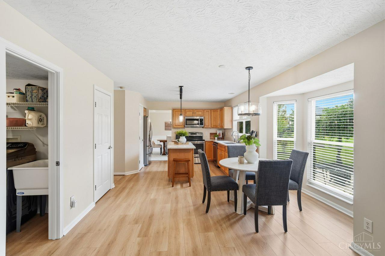 5641 Glen Oak