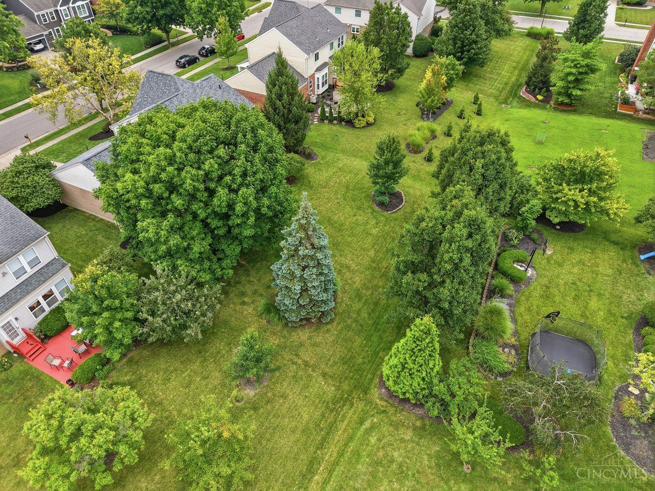 5641 Glen Oak