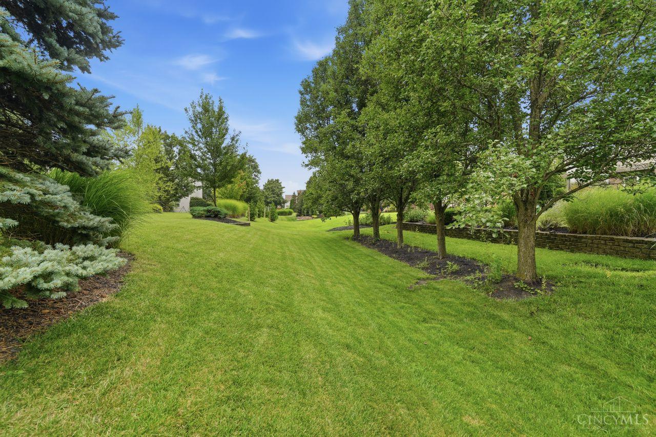 5641 Glen Oak