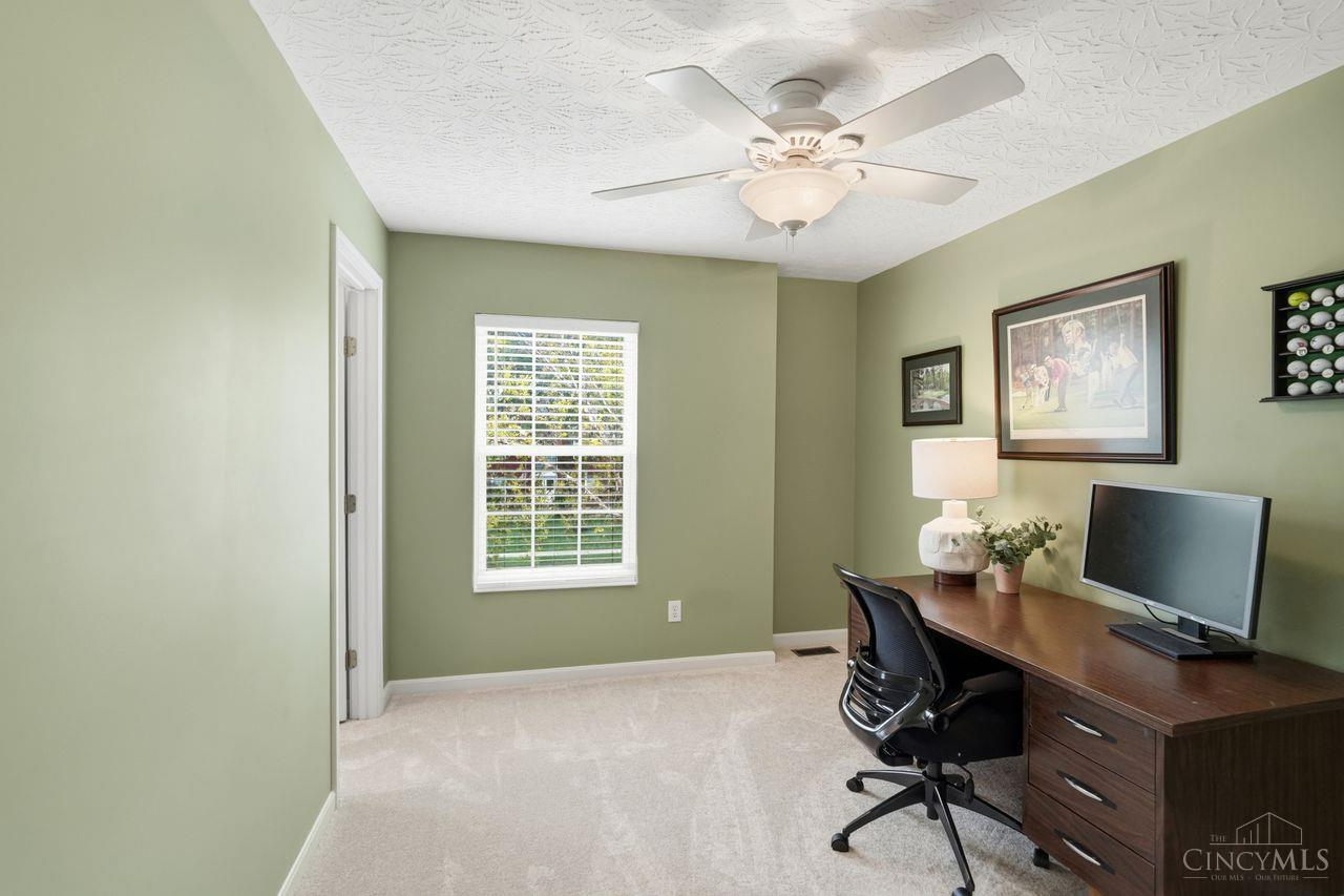 5641 Glen Oak