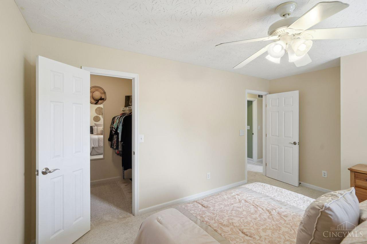 5641 Glen Oak