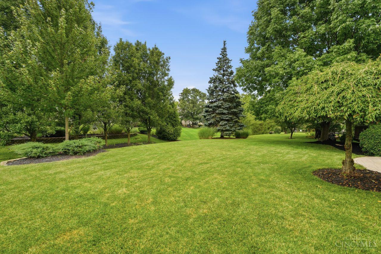 5641 Glen Oak