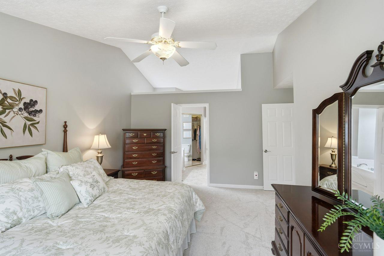 5641 Glen Oak