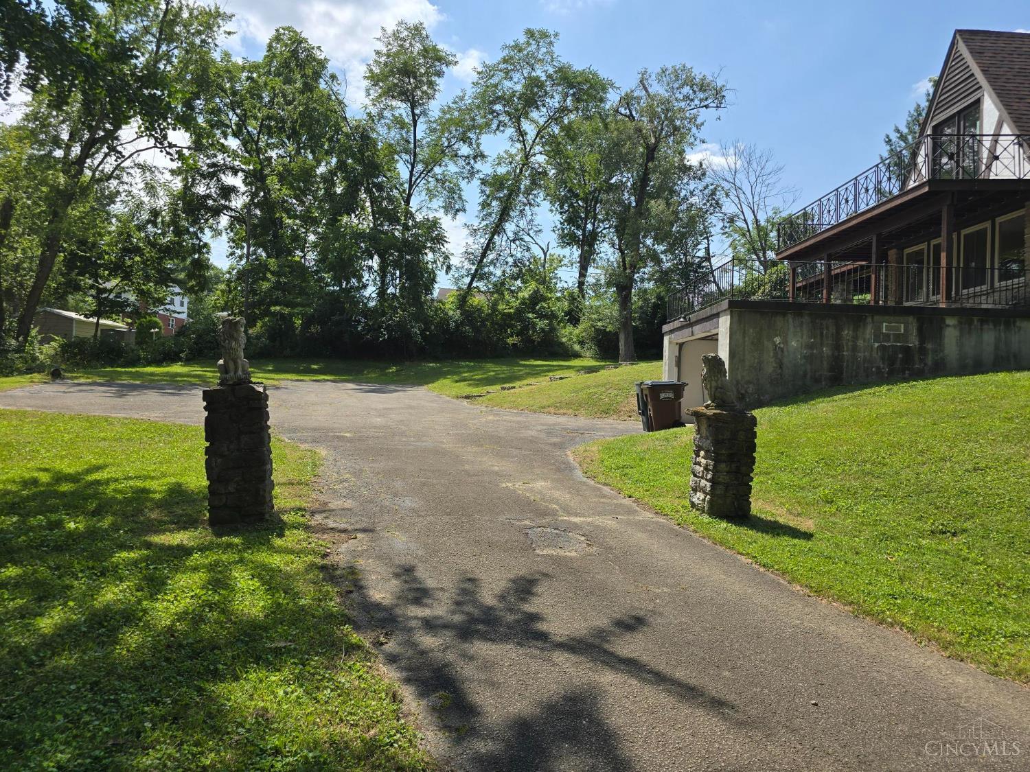 2019 Adams Road
