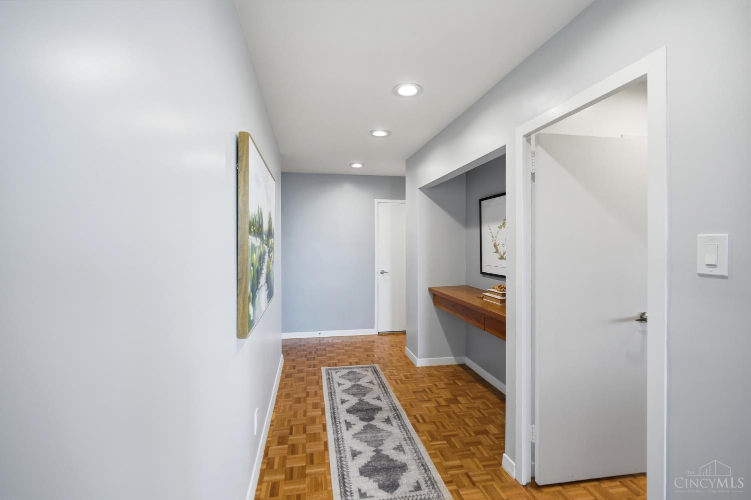 2324 Madison Road Unit: 1608