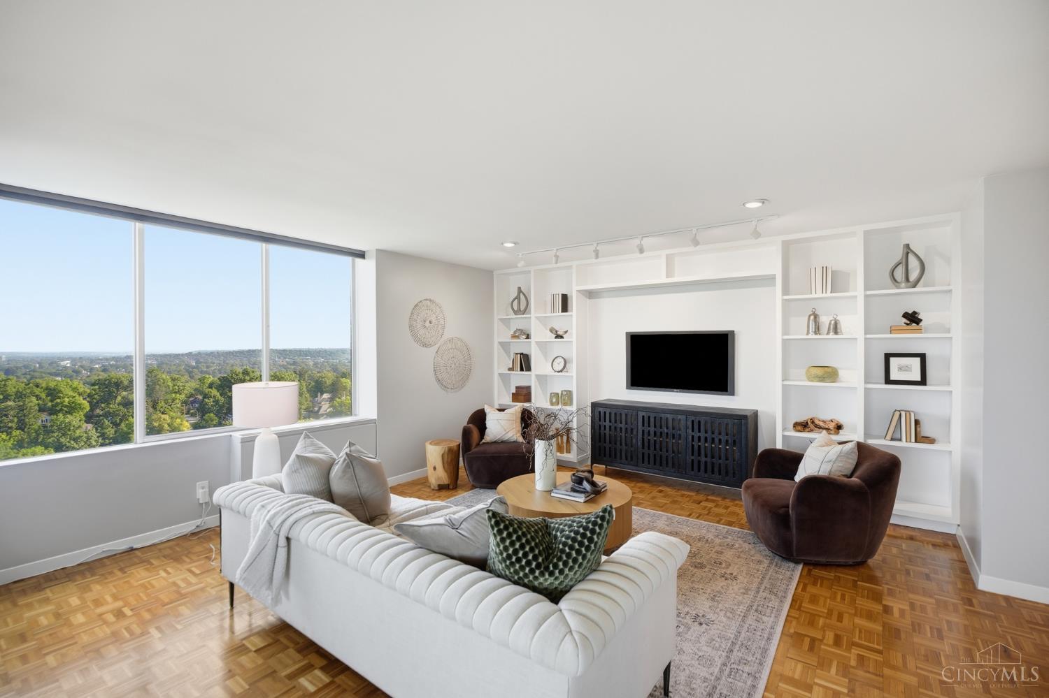 2324 Madison Road Unit: 1608