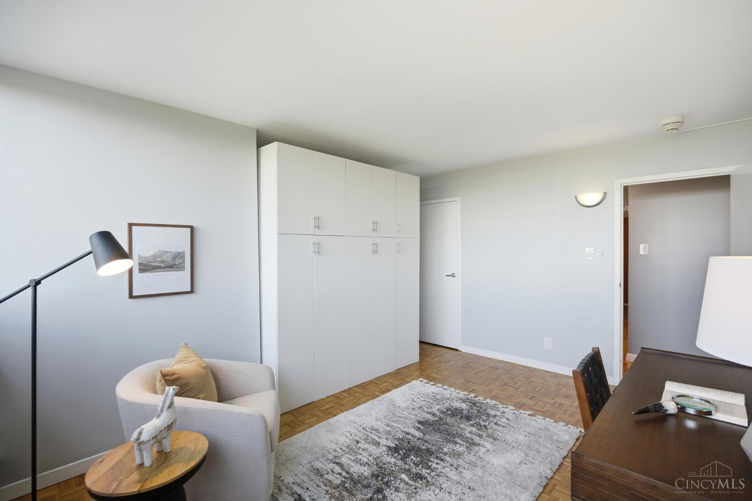 2324 Madison Road Unit: 1608