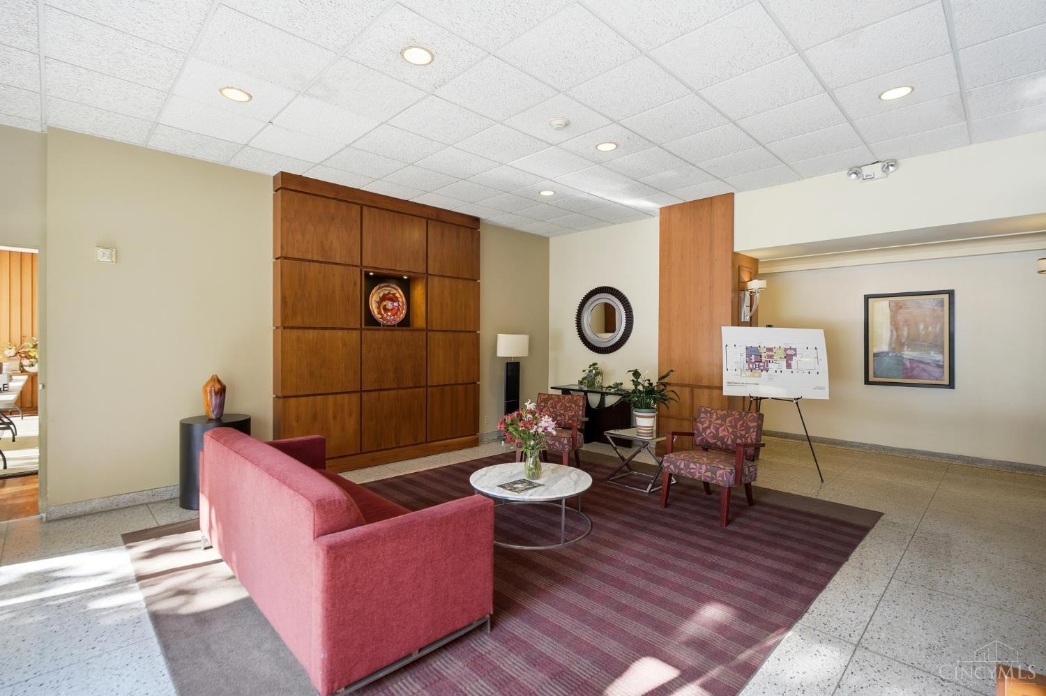 2324 Madison Road Unit: 1608