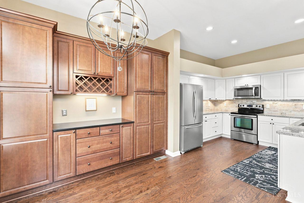 7134 White Oak Court