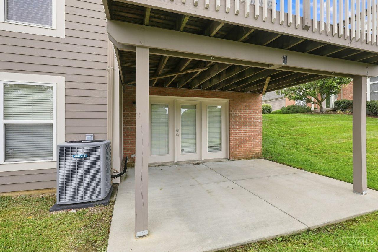 7134 White Oak Court