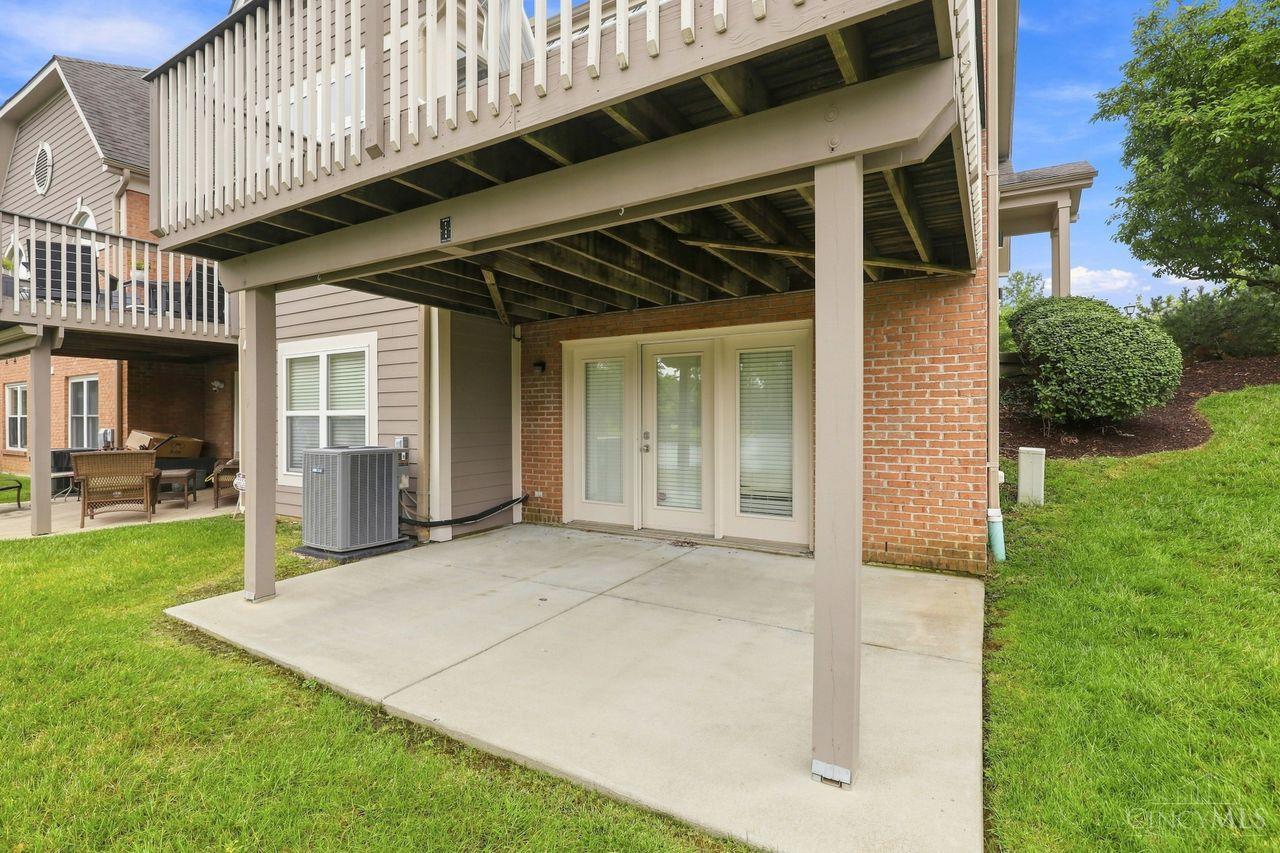 7134 White Oak Court