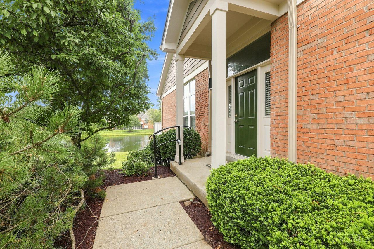 7134 White Oak Court