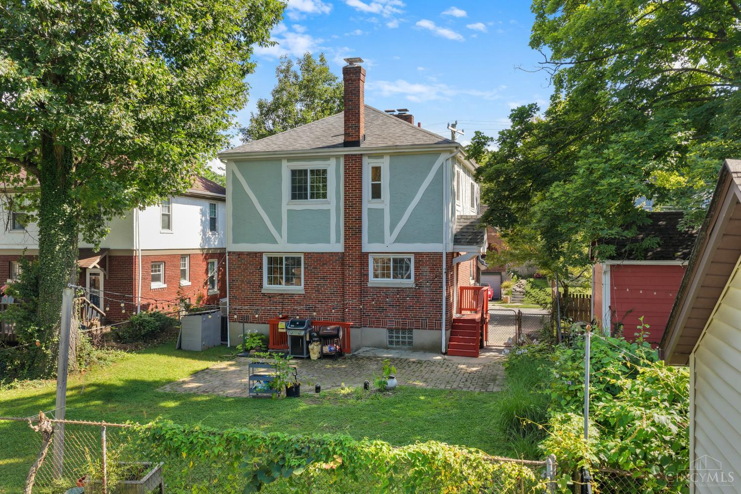 3410 Oakview Place