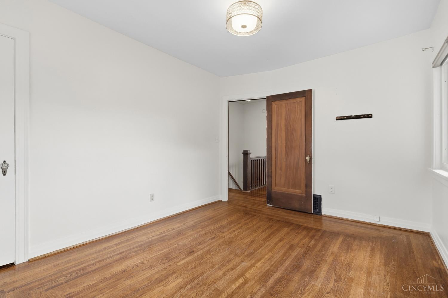 3410 Oakview Place