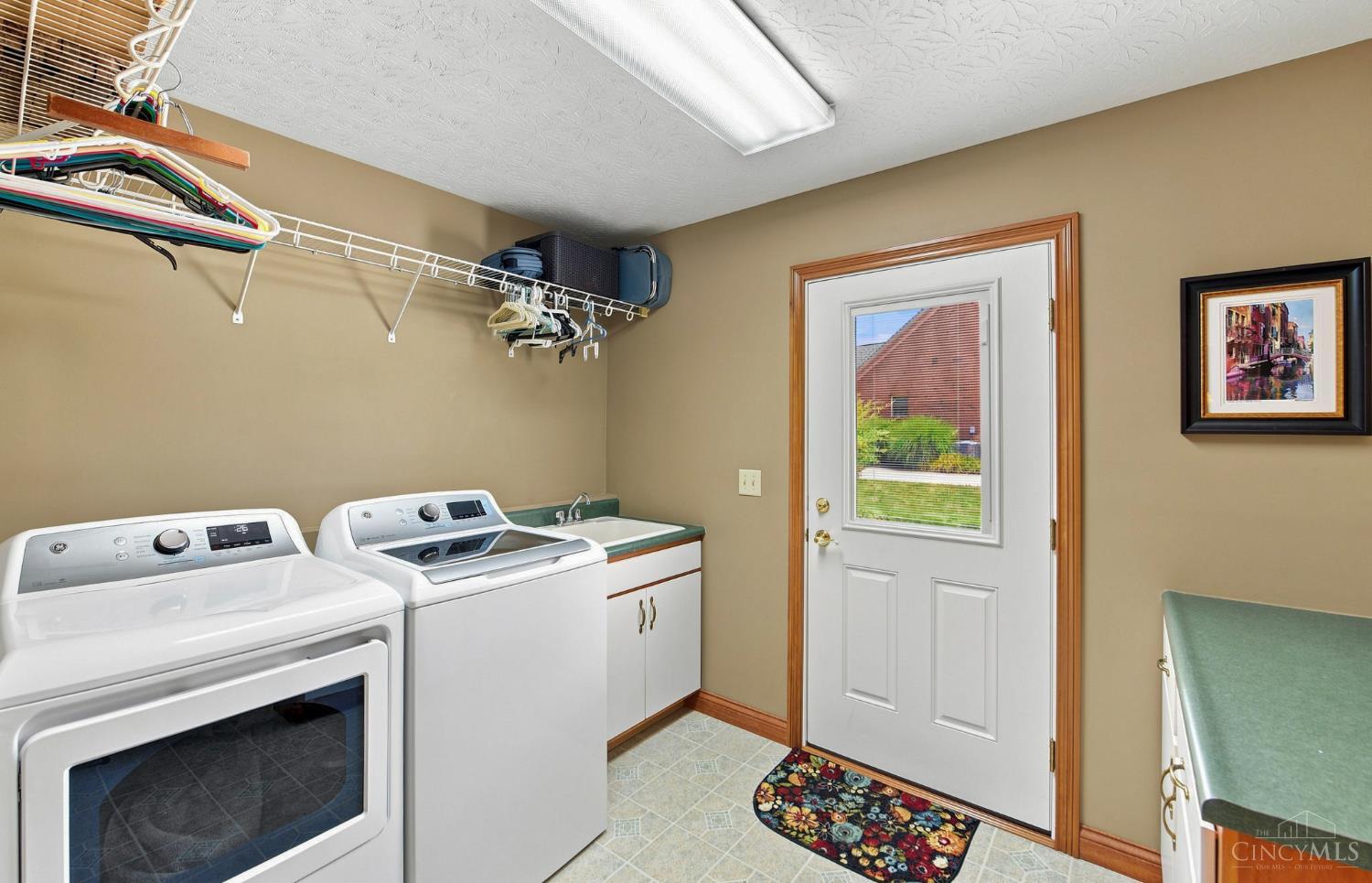6226 Swanbrook Lane