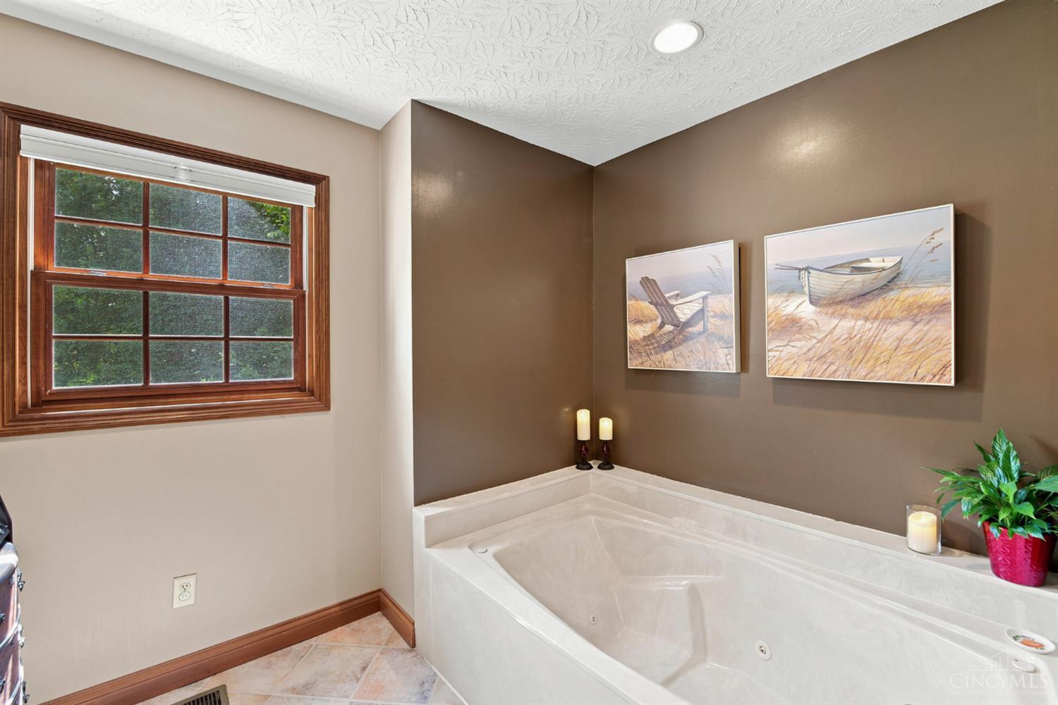 6226 Swanbrook Lane