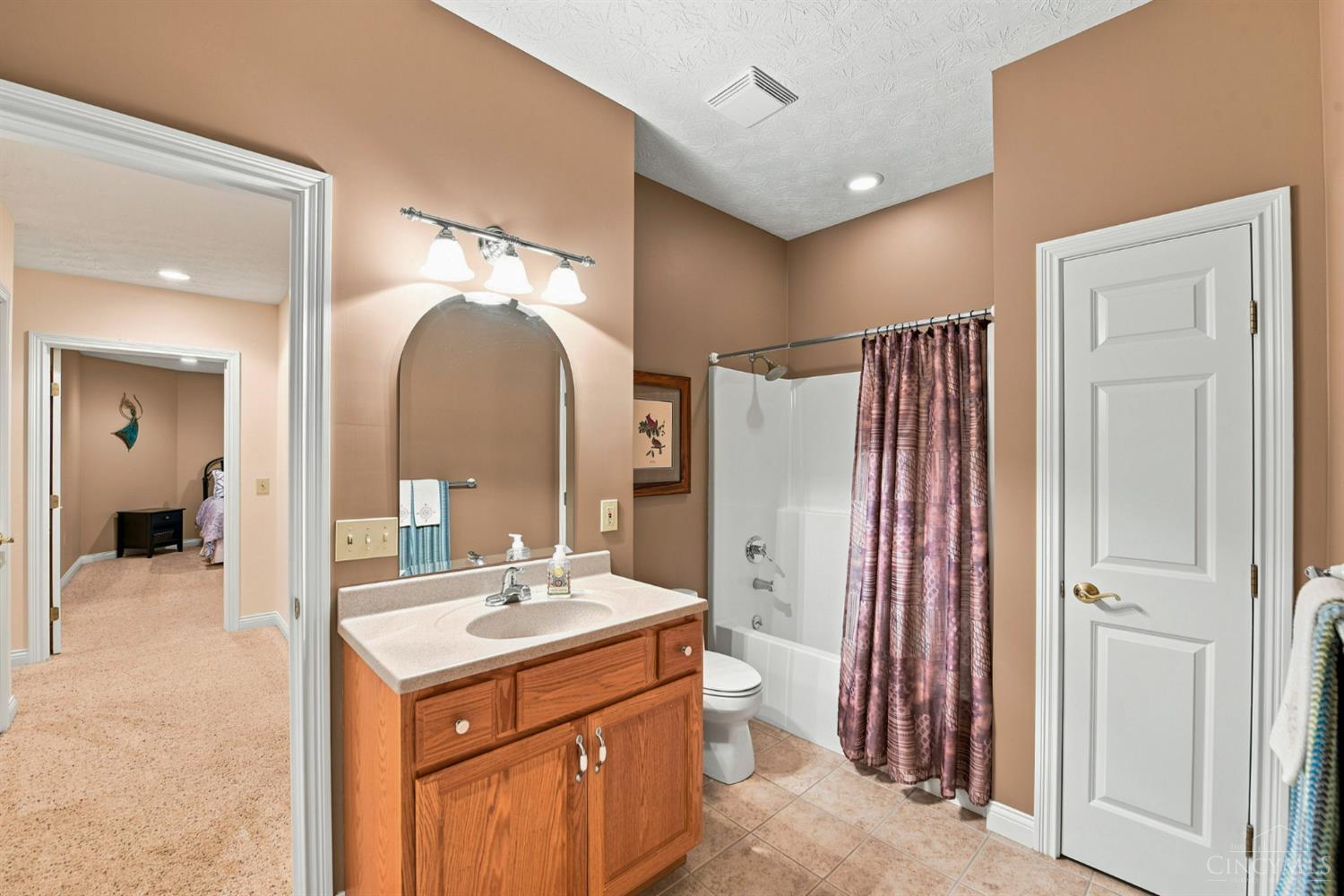 6226 Swanbrook Lane