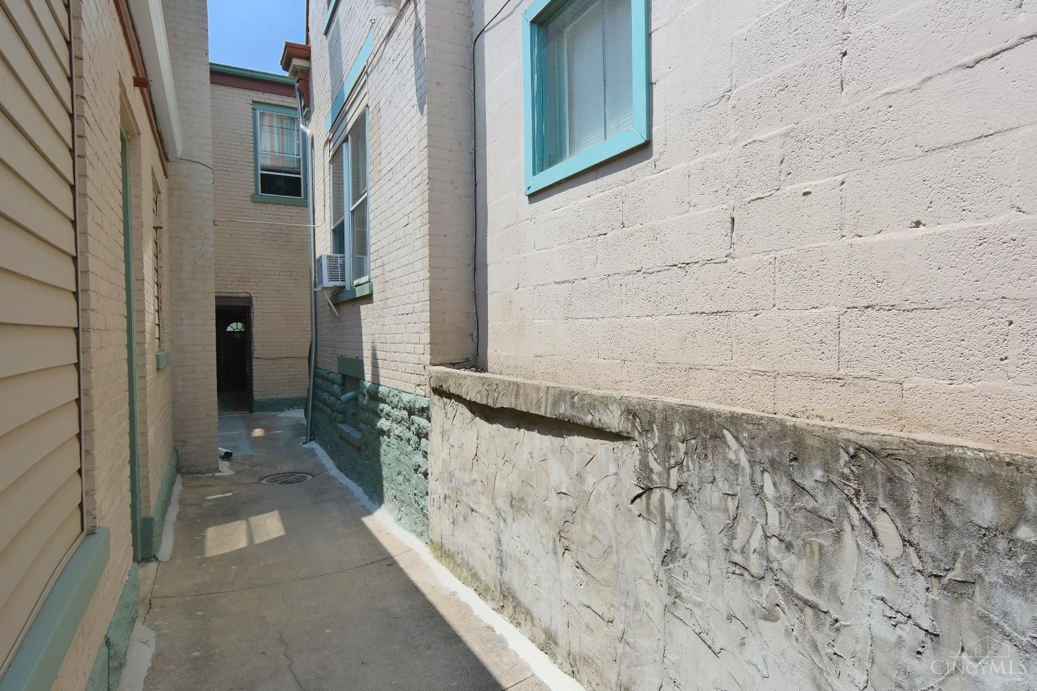 3112 Spring Grove Avenue