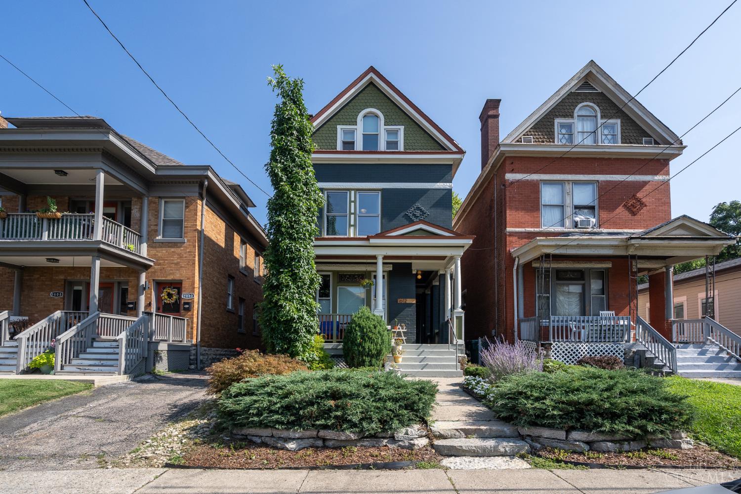 1612 Dexter Avenue