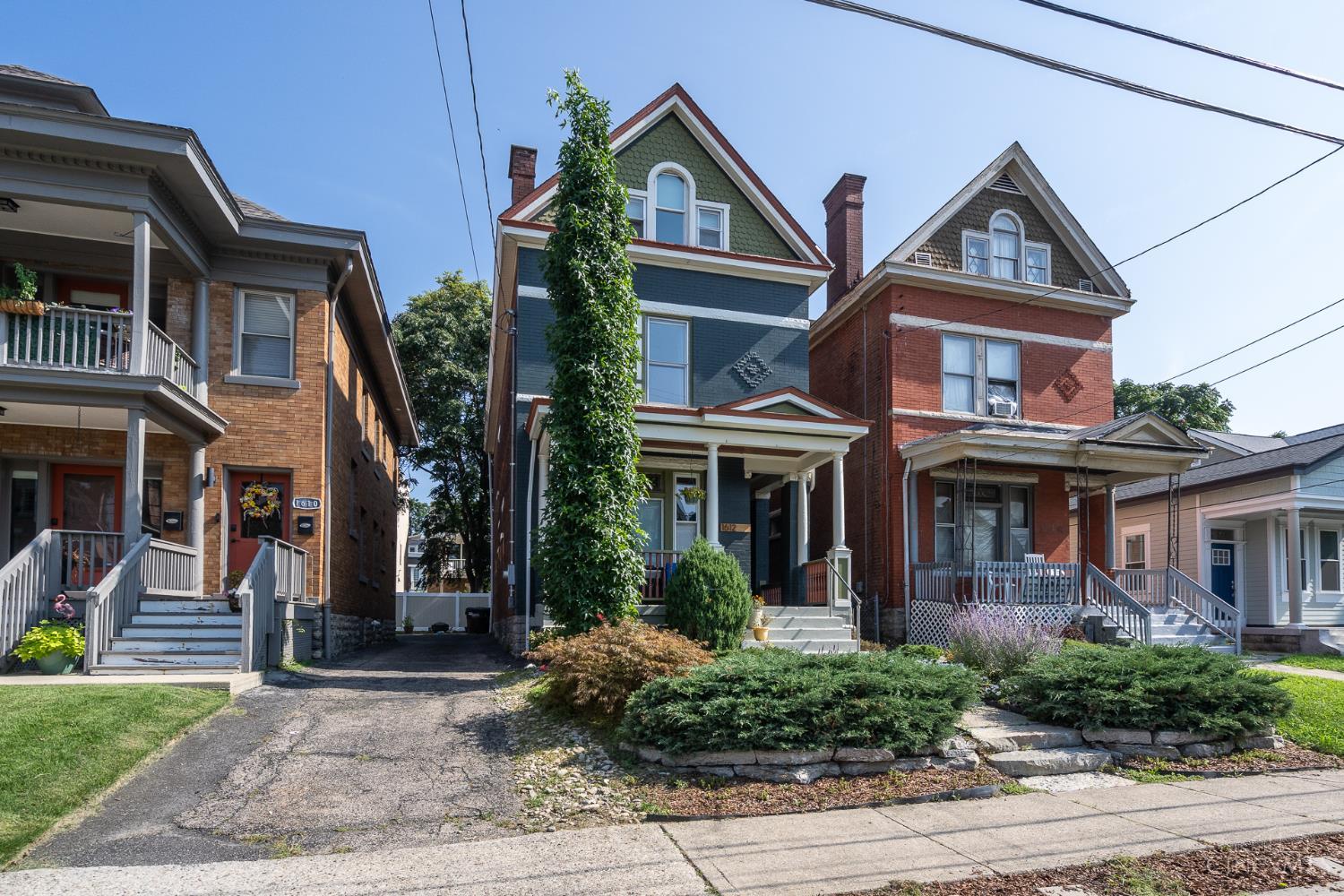 1612 Dexter Avenue
