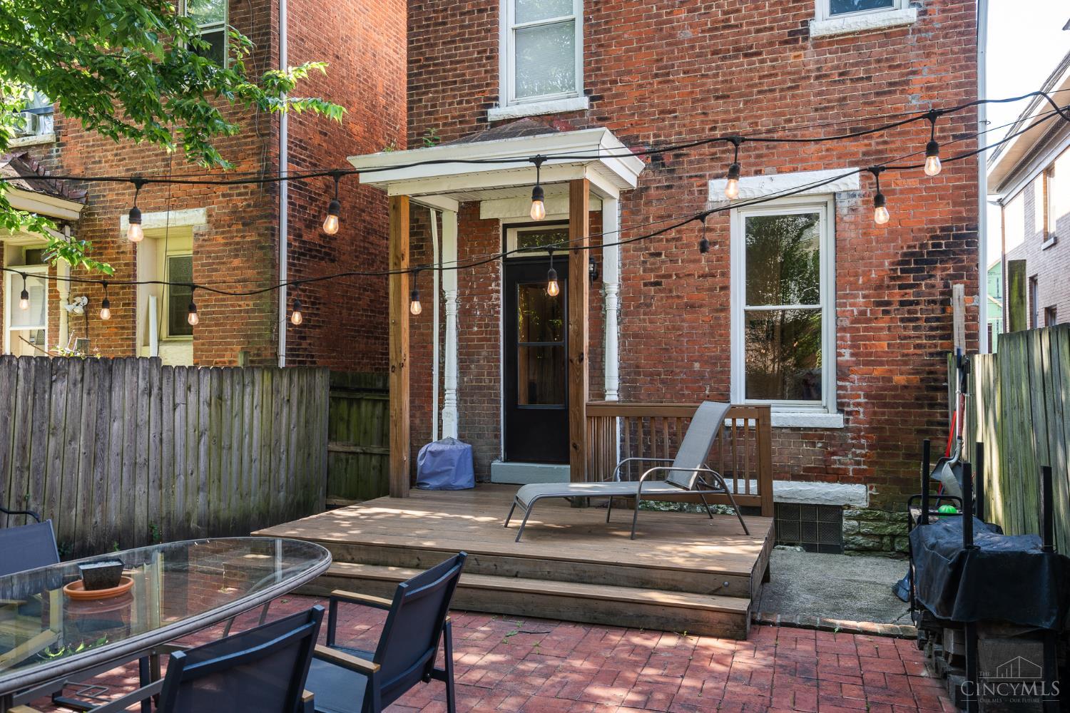 1612 Dexter Avenue
