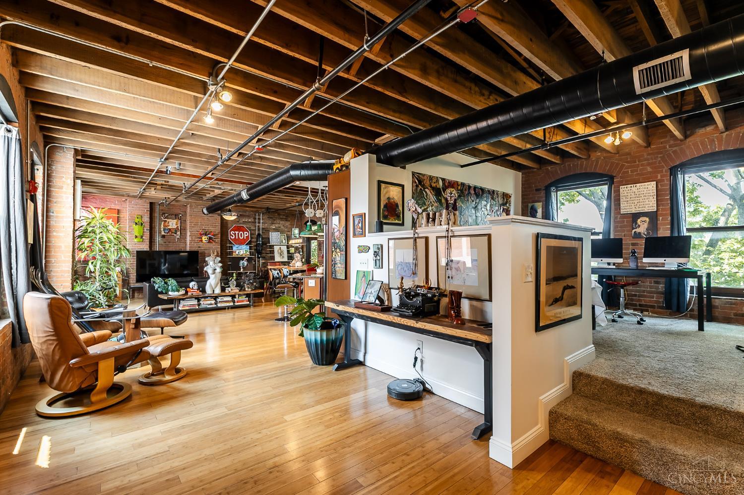 214 E Fourteenth Street Unit: 4A