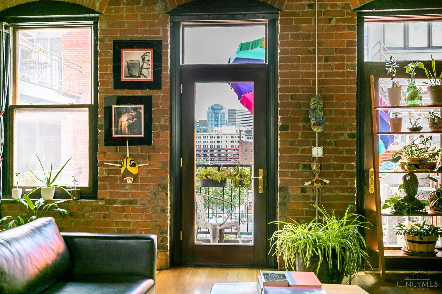 214 E Fourteenth Street Unit: 4A