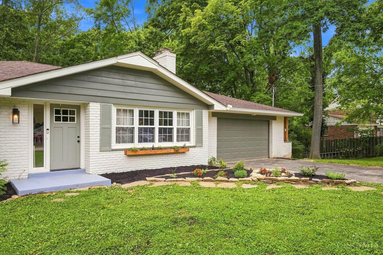 5543 Kay Drive
