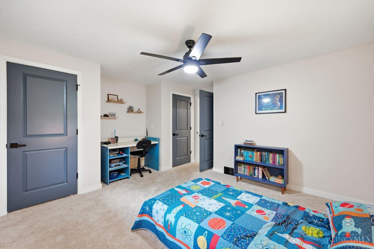 5543 Kay Drive