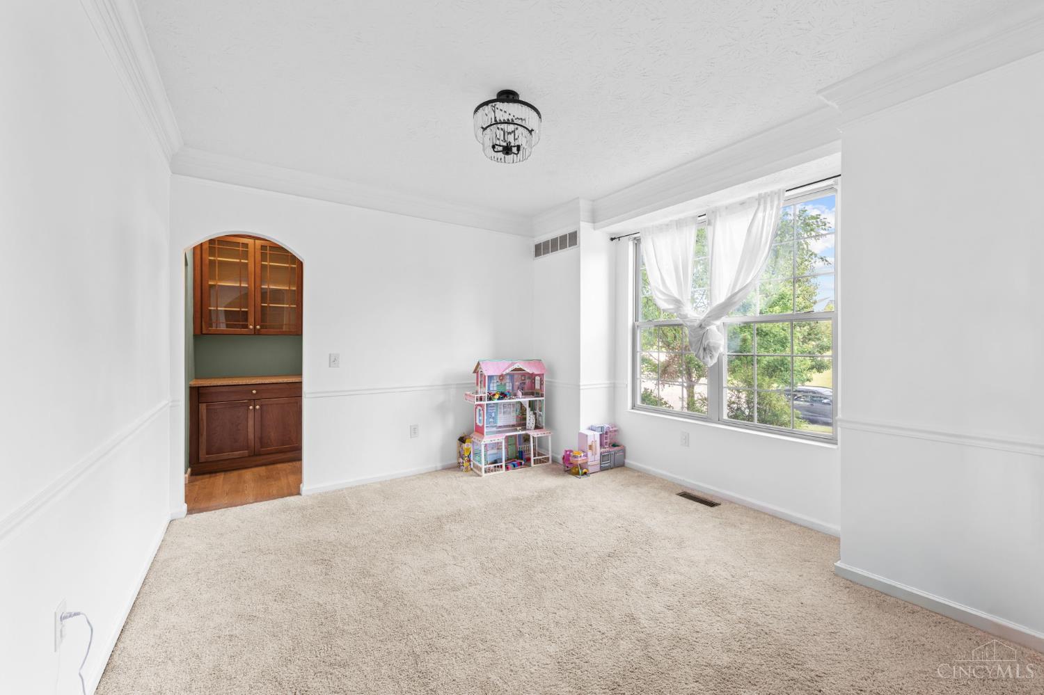 1151 Lake Field Drive