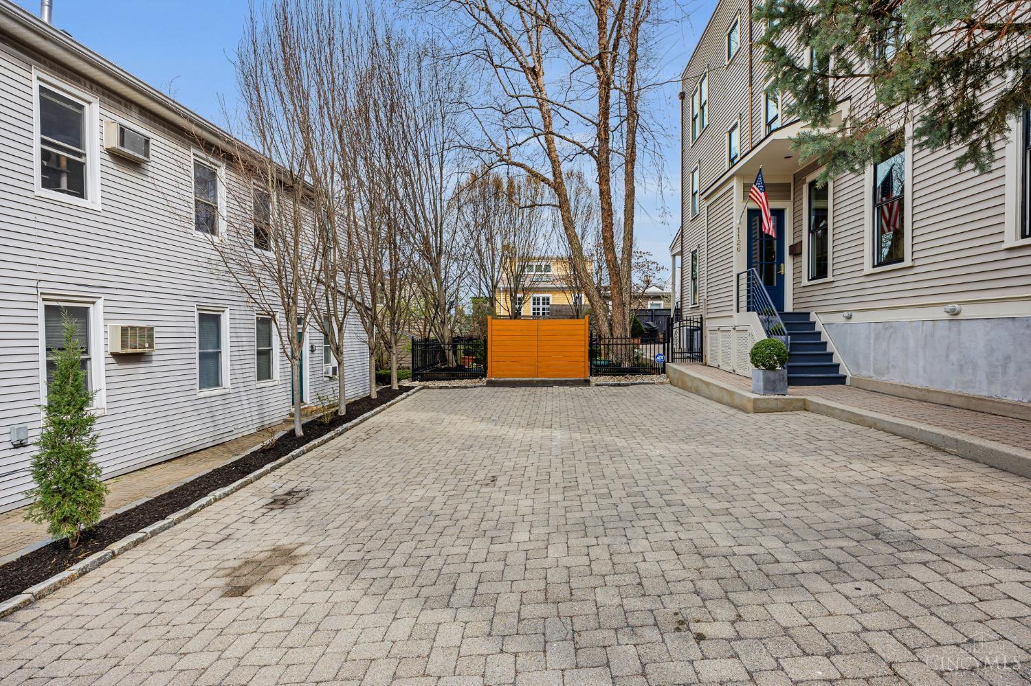 1126 Fuller Street