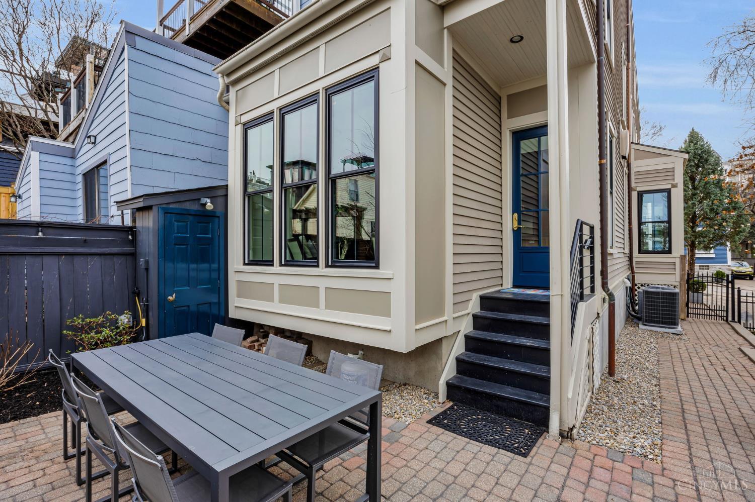 1126 Fuller Street