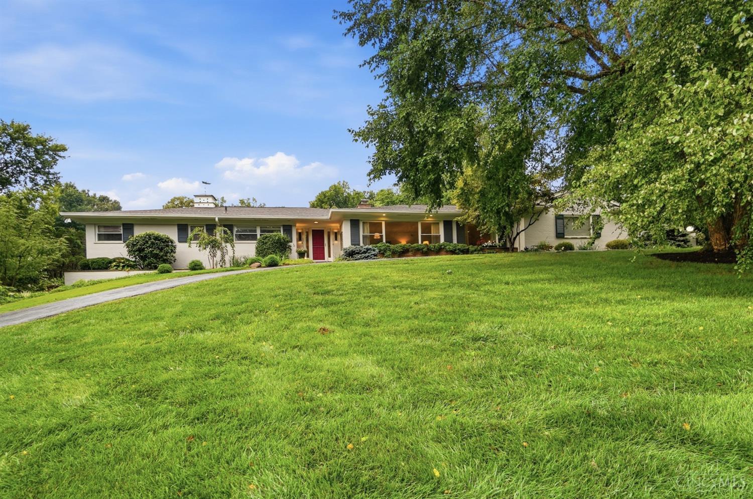 7375 Aracoma Forest Drive