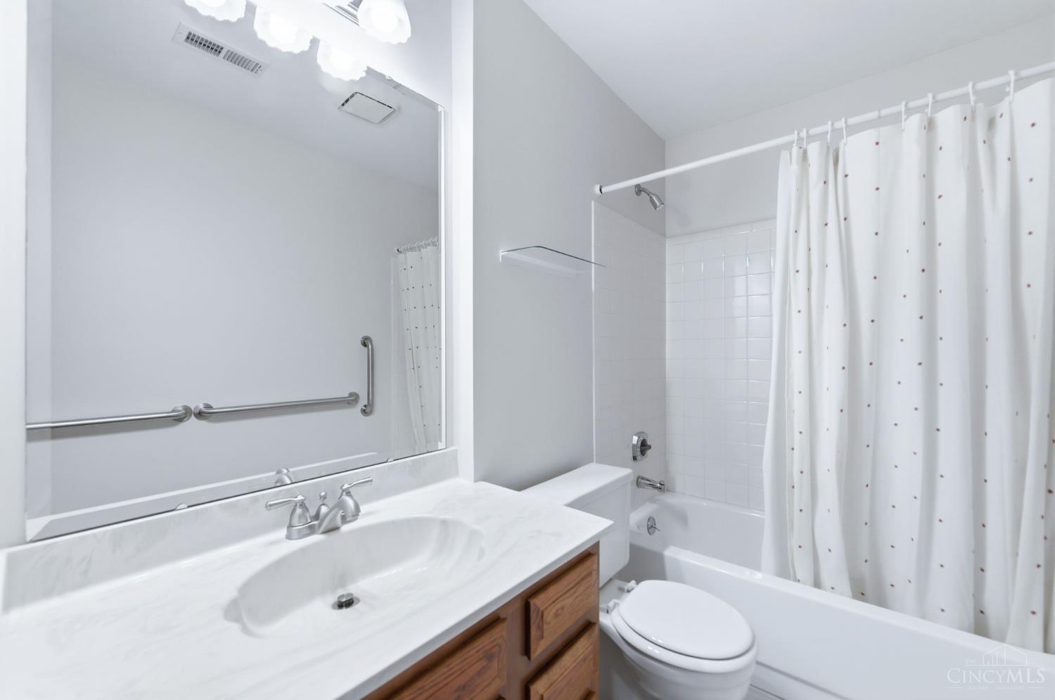 3004 Glenmore Avenue Unit: 311