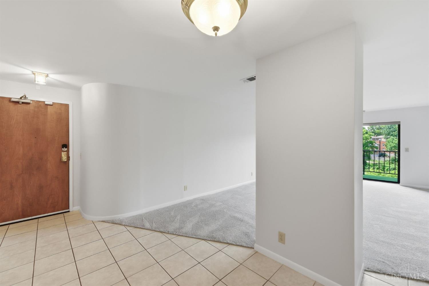 3004 Glenmore Avenue Unit: 311