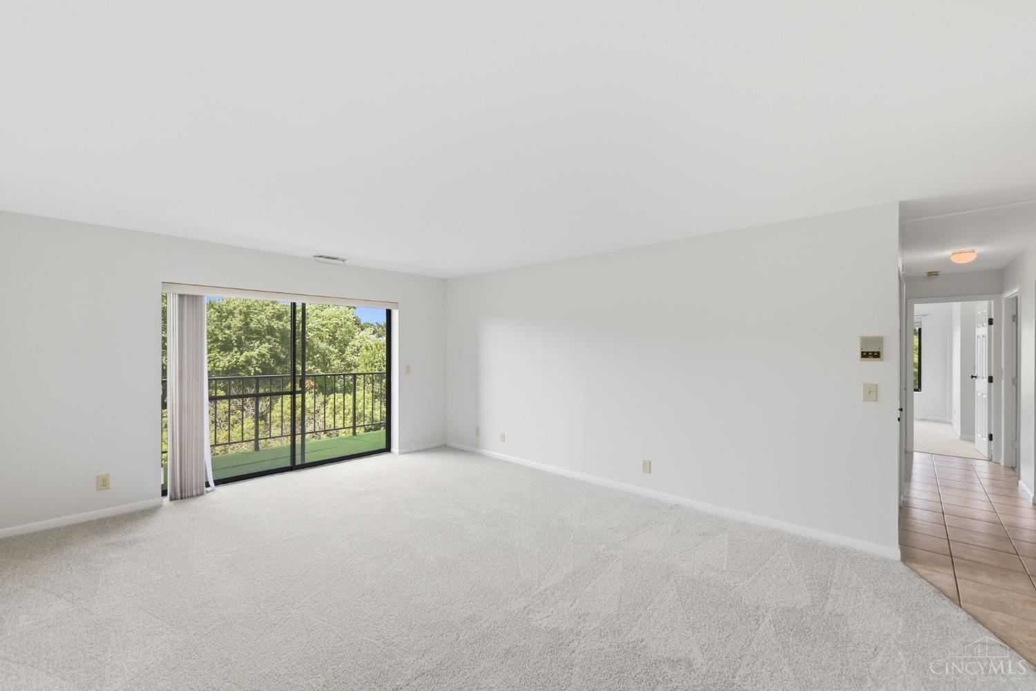 3004 Glenmore Avenue Unit: 311
