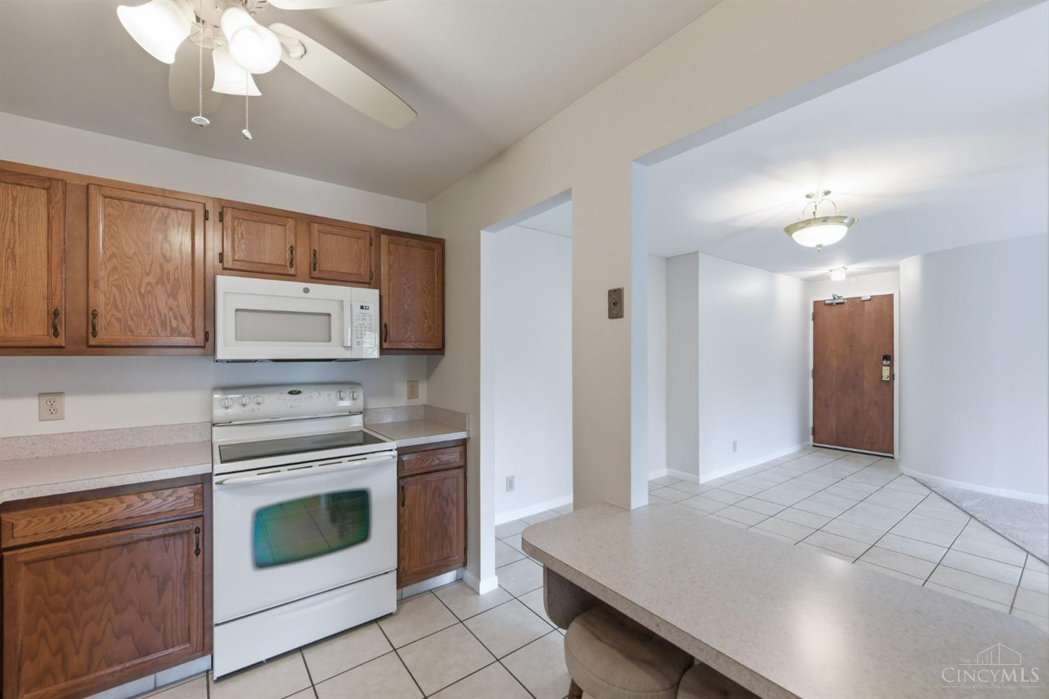 3004 Glenmore Avenue Unit: 311