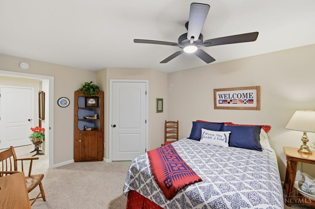 5870 Parkview Lane Unit: 201