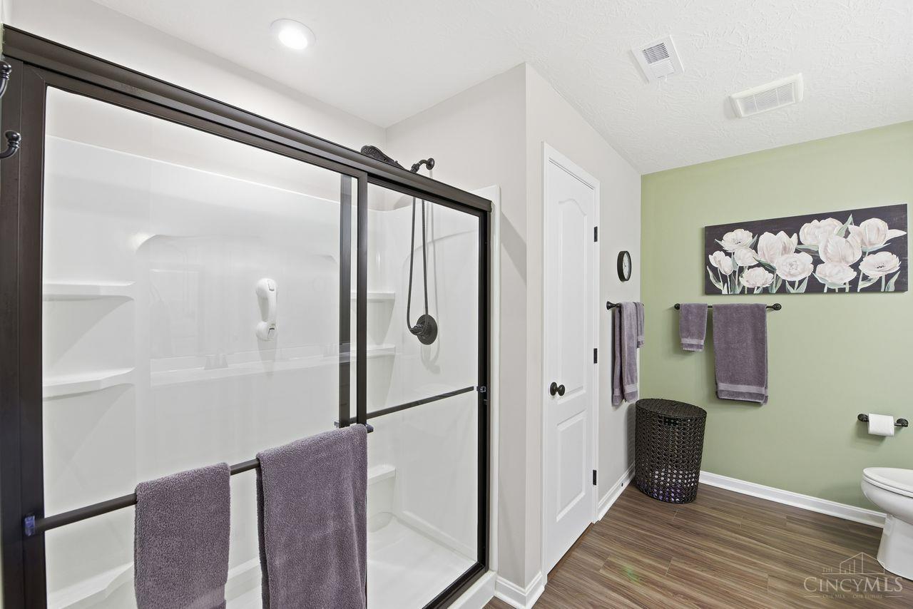 5870 Parkview Lane Unit: 201