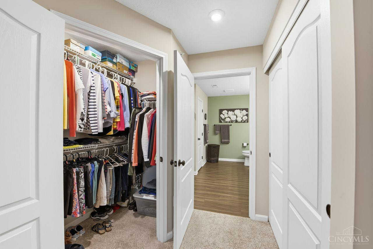 5870 Parkview Lane Unit: 201