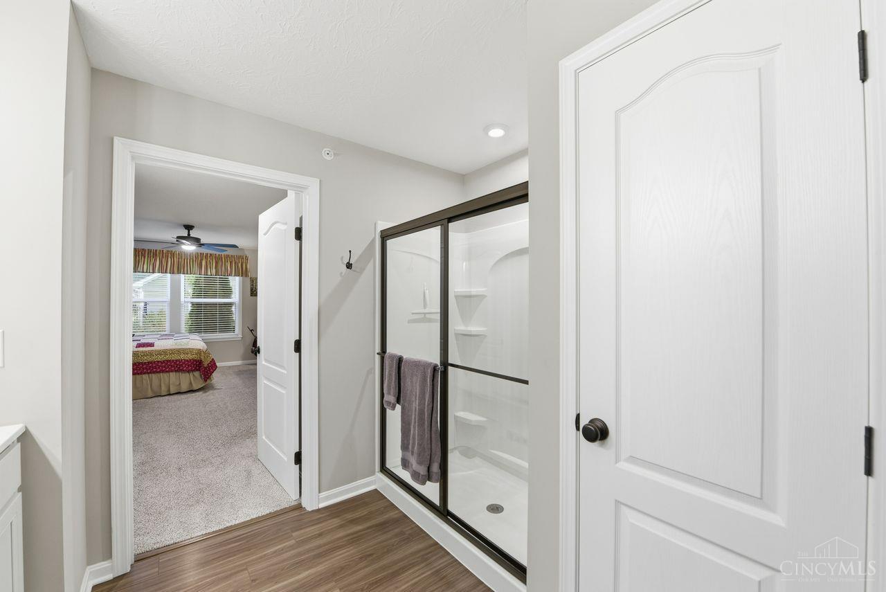 5870 Parkview Lane Unit: 201