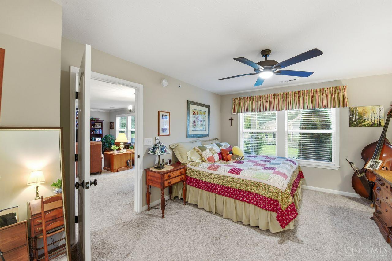 5870 Parkview Lane Unit: 201