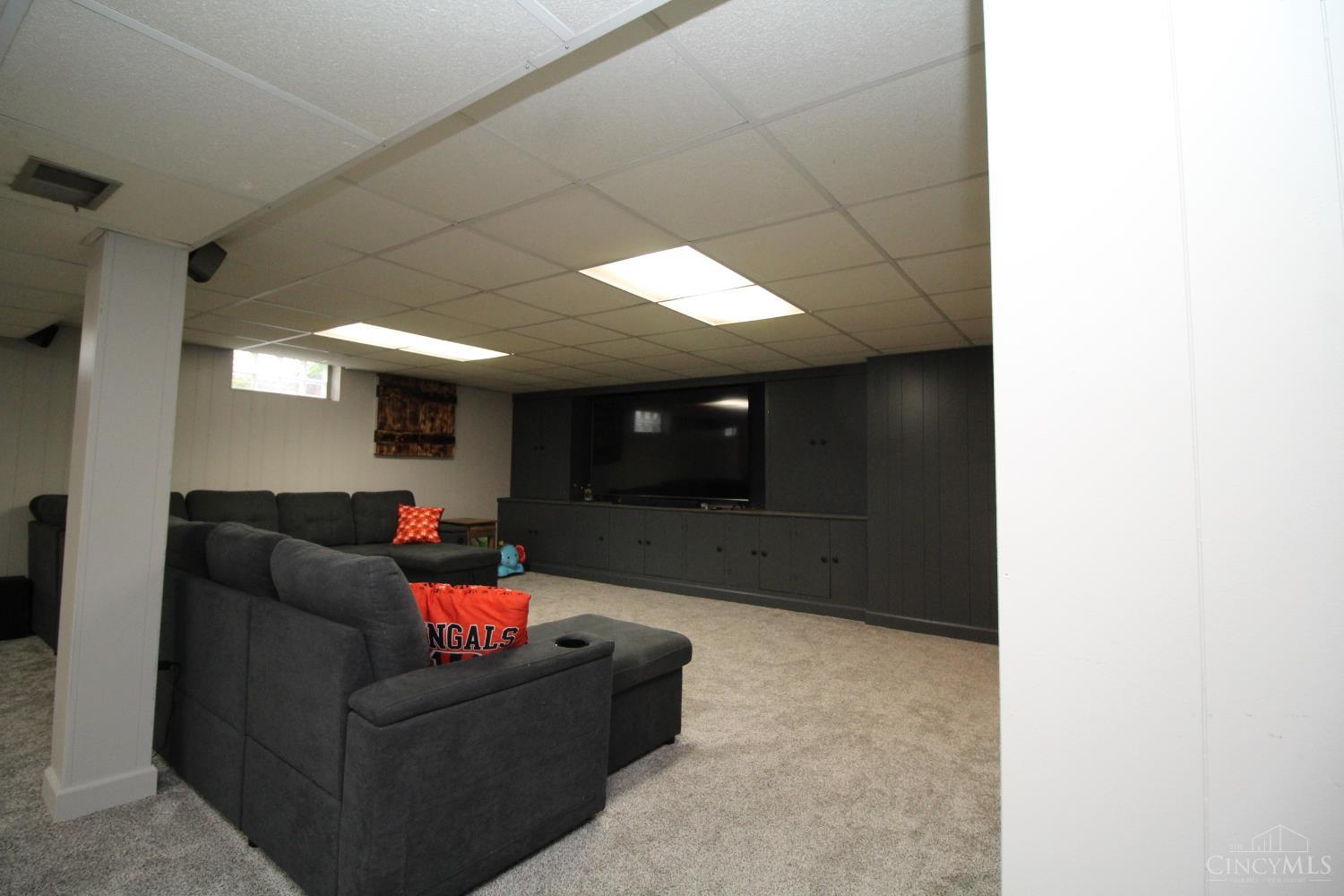 5475 Mississippi Drive