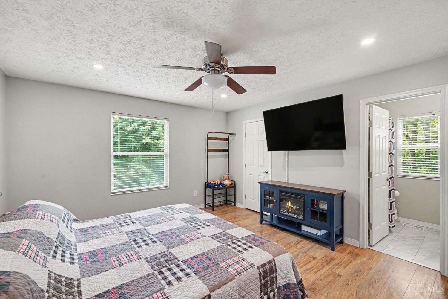 4 Shady Creek Lane